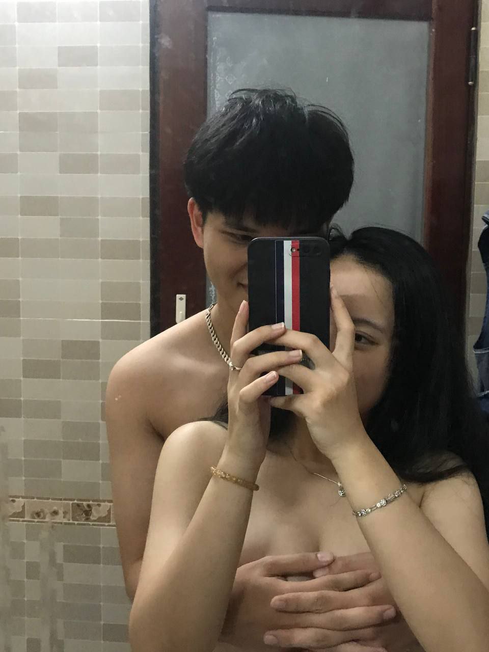 Nhìn bố Chồng yêu chịch má, làm người yêu của con trai nứng